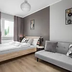 Premium New Town Private Parking Included Apartament *