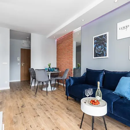 Apartman Premium New Town Private Parking Included