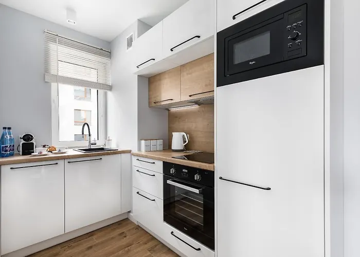 Premium New Town Private Parking Included *