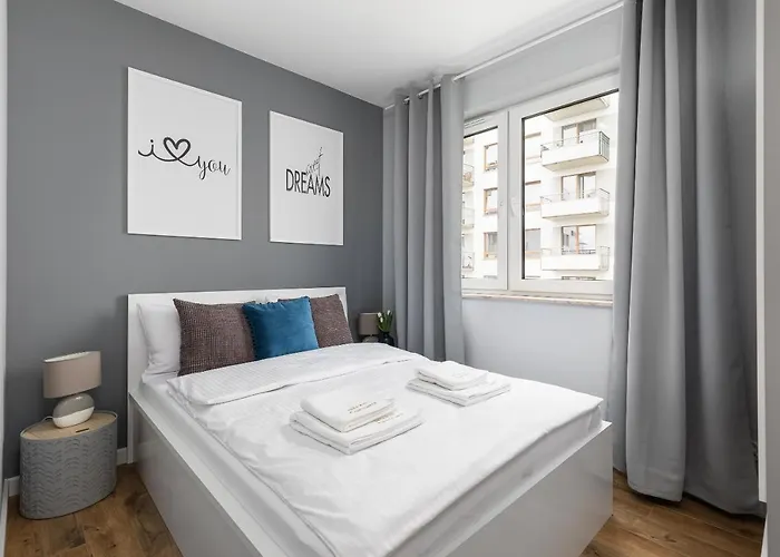 Premium New Town Private Parking Included *